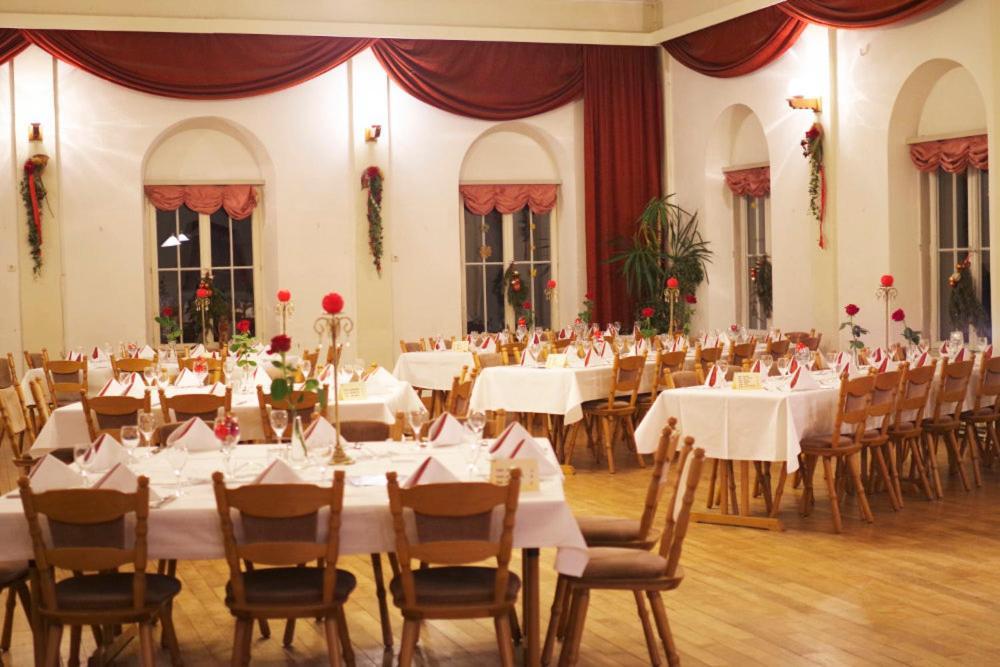 Hotel Gasthof Zur Post Wolfegg Kültér fotó