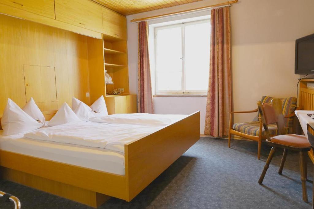 Hotel Gasthof Zur Post Wolfegg Kültér fotó