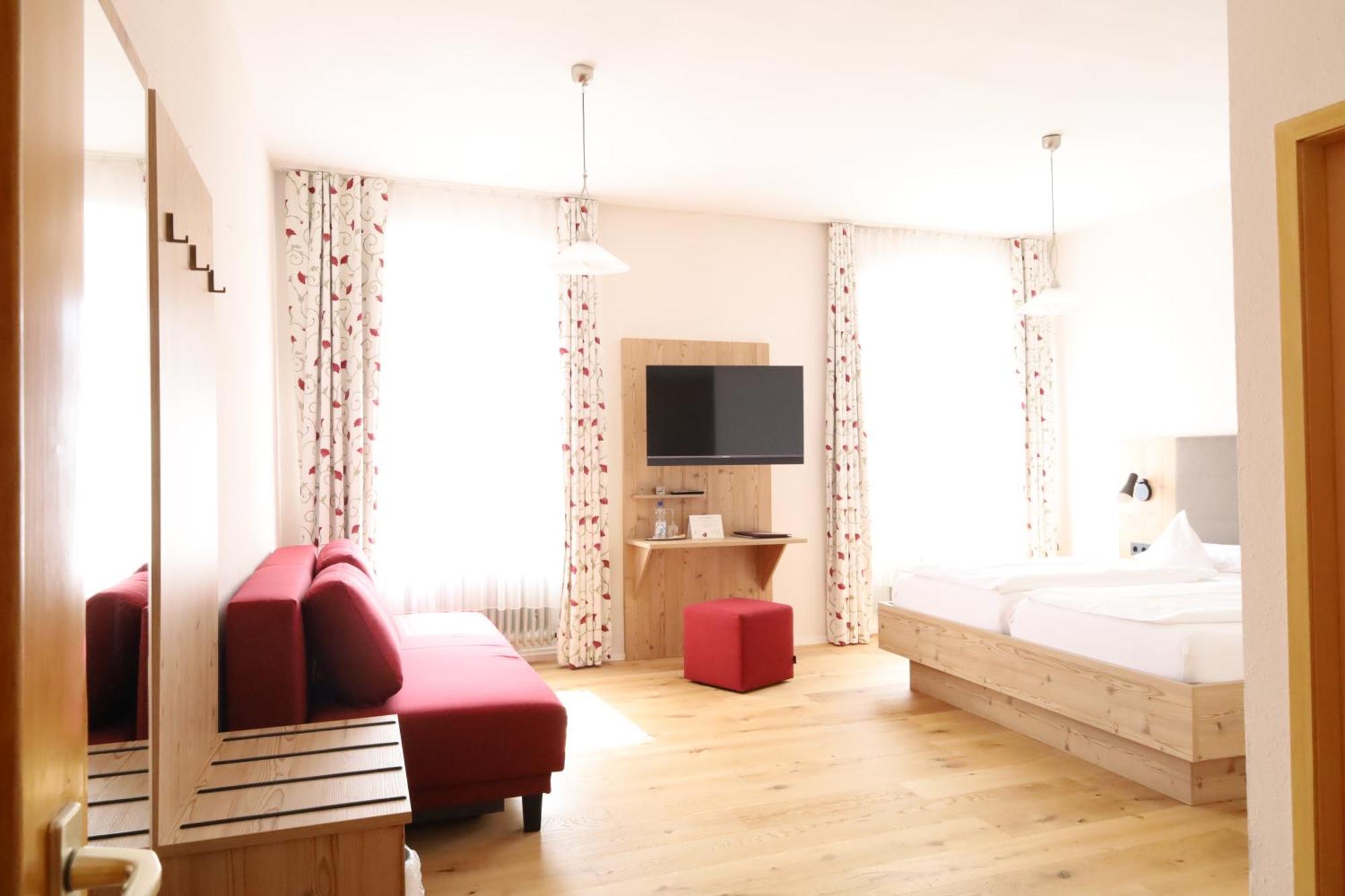 Hotel Gasthof Zur Post Wolfegg Kültér fotó