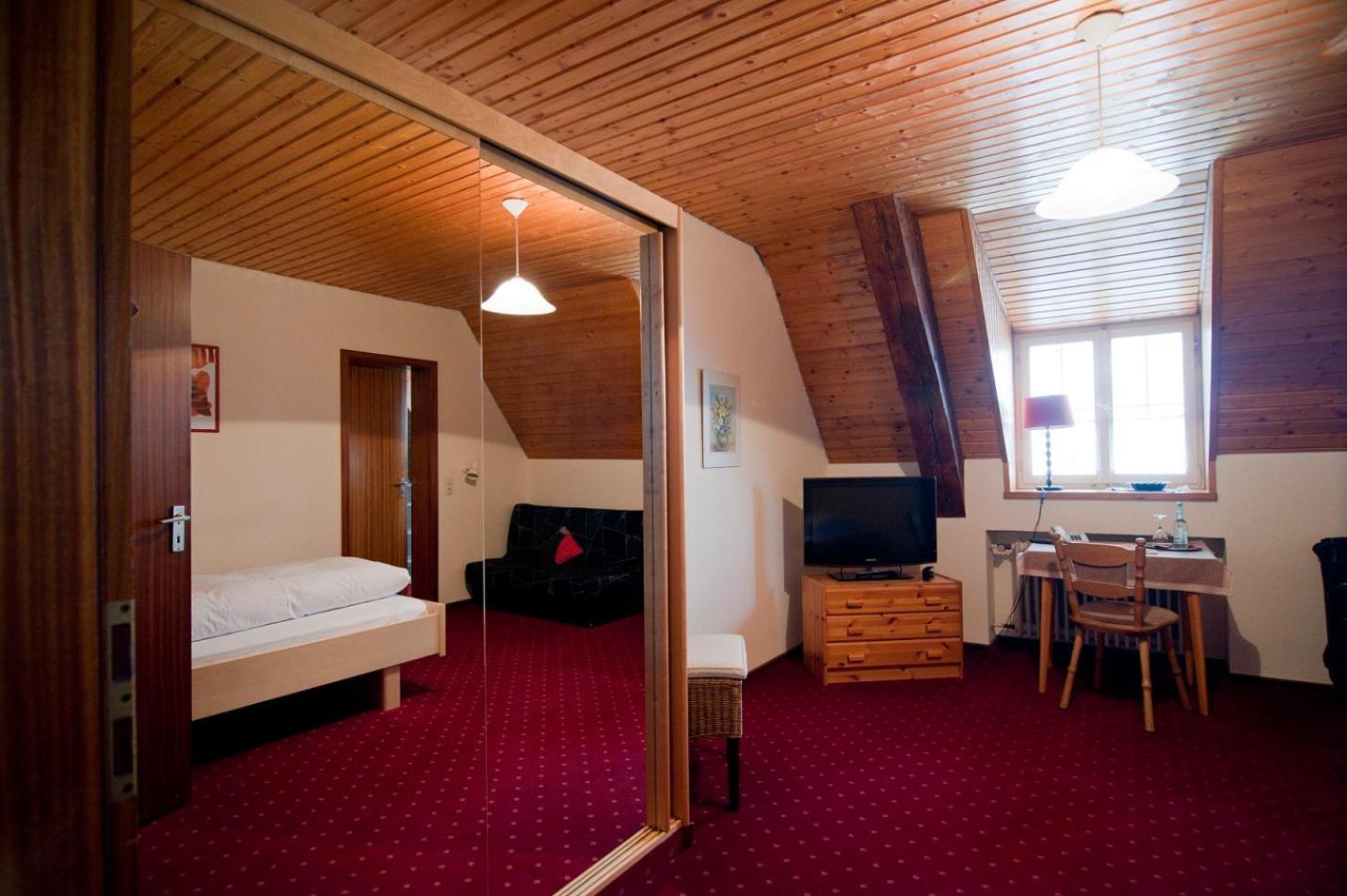Hotel Gasthof Zur Post Wolfegg Kültér fotó