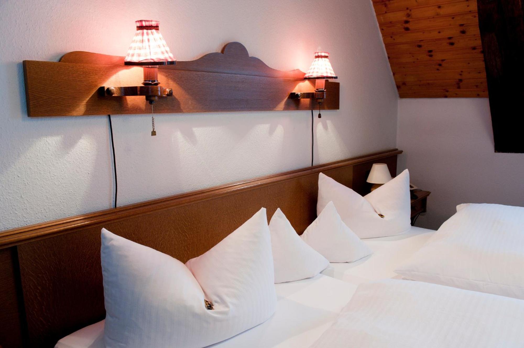 Hotel Gasthof Zur Post Wolfegg Kültér fotó